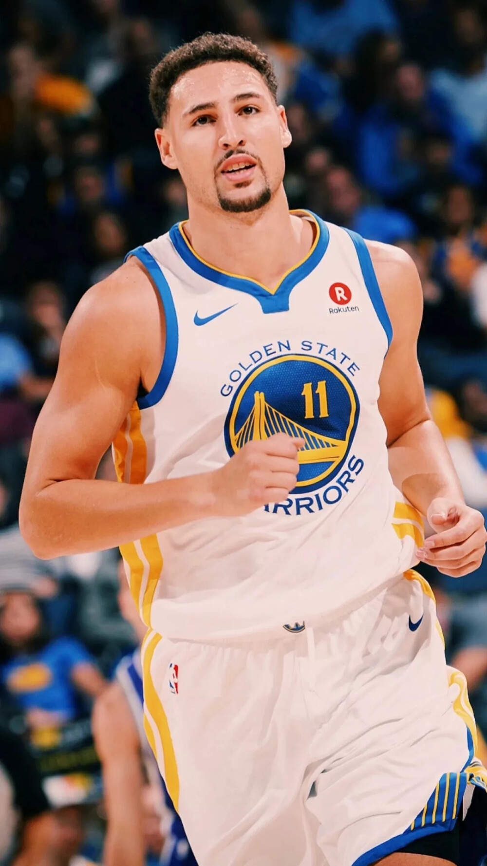 海纳：有一两家英超球队曾对孔帕尼有意，但我们是拜仁慕尼黑（海纳：英超球队也想要孔帕尼，但我们是拜仁慕尼黑）