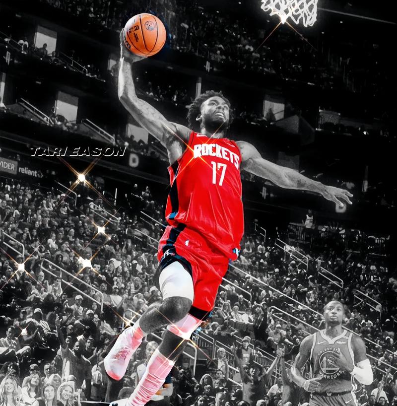 传记作者：莱万曾不满哈维的训练，他在波兰和拜仁都曾施压换帅（传记作者称：莱万不满哈维训练方式，曾在波兰与拜仁推动更换主帅）