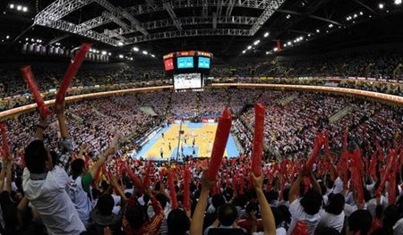 弗兰克：我的首选还是留在中国踢球；我带着喜悦与自豪离队（弗兰克：首选继续在华踢球，带着喜悦与自豪离队）