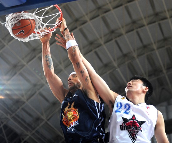 CBA杯：江苏惨负合肥狂风 成历史首支输NBL球队创悲催纪录（CBA杯：江苏爆冷不敌合肥狂风，成史上首支输给NBL球队的CBA队）