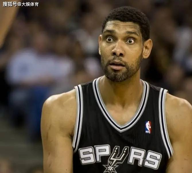 国脚伤愈后首秀建功，球迷称其回来了（国脚伤愈复出首秀发威，球迷赞其王者归来）