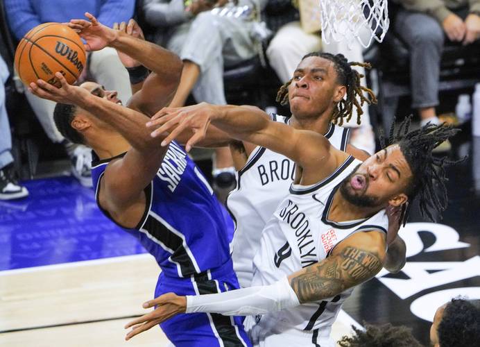 北青：向余望确定缺席中乌之战，吾米提江可能替补出场（北青：向余望无缘中乌之战，吾米提江或将替补登场）