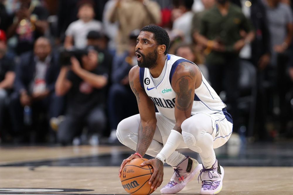 罗马诺：利物浦与曼城有意塞门约；埃斯特旺未来可能踢10号位（罗马诺称：利物浦与曼城追逐塞门约，埃斯特旺未来或司职10号位）