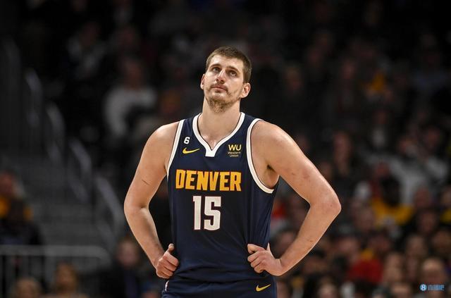 格列兹曼：我更想上场而不是坐着，但我接受这一安排（格列兹曼：更愿出场而非坐板凳，但接受球队安排）